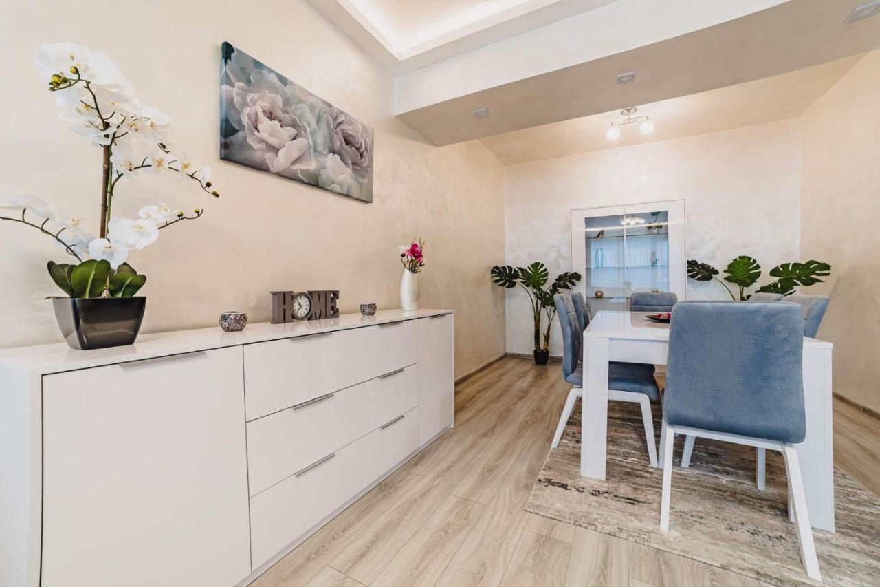 Apartament Sentimento Braşov Extérieur photo